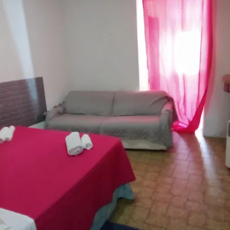 Smeralda Room's Homestay *