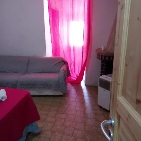 Smeralda Room's * Όλμπια