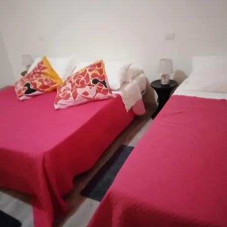 בית אירוח Smeralda Room's
